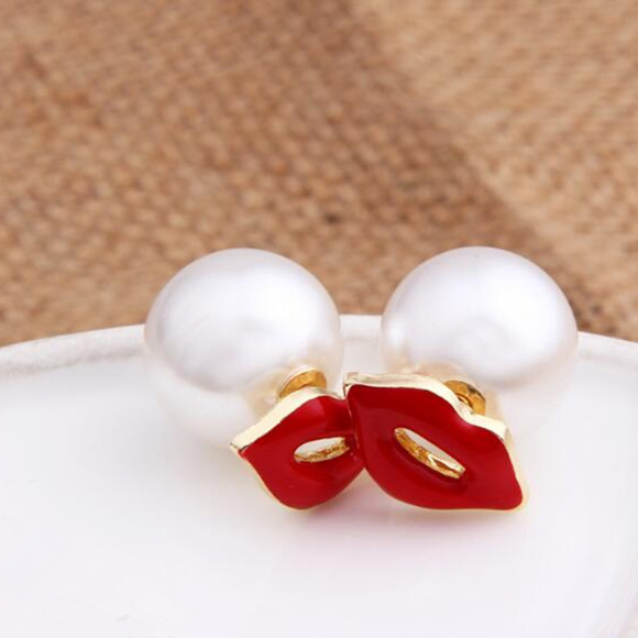 Lip Earrings. - Picture 3 of 6